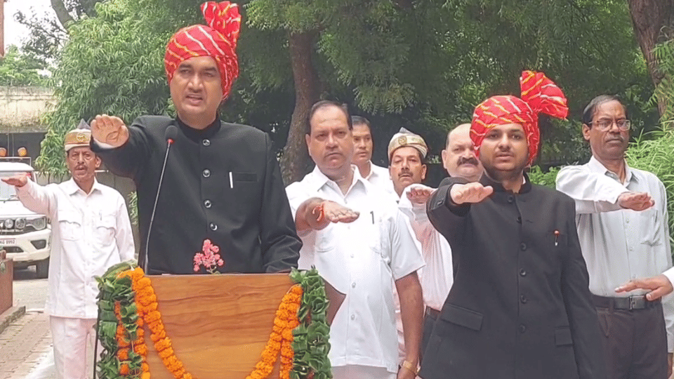 Mathura Celebrates Independence Day with Patriotic Spirit and Cultural Programs