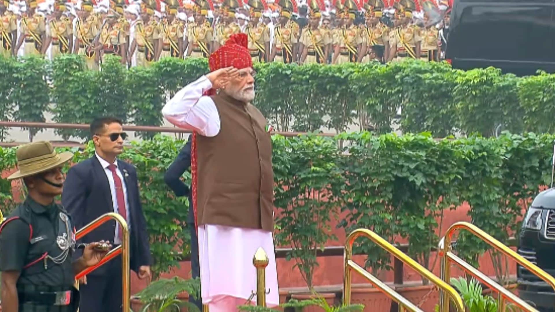 PM Modi Independence Day Look 2026: Red Bandhani Turban, Brown Jacket and White Kurta Decoded