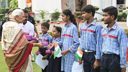 Independence Day: Tricolour unfurled with pride in Lucknow; Chief Minister Yogi and the Governor performed the