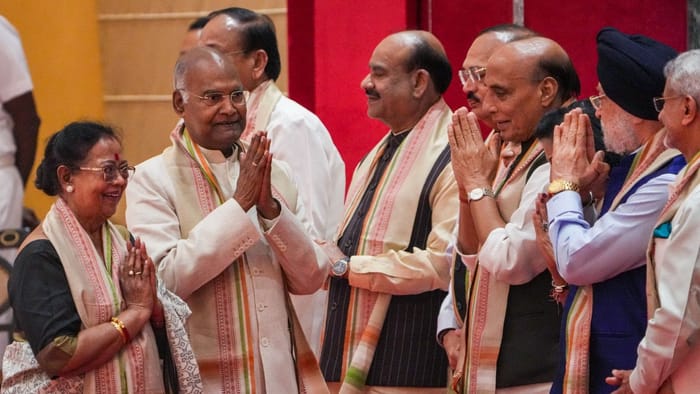 Independence Day At Home Reception at Rashtrapati Bhavan pm modi Droupadi Murmu