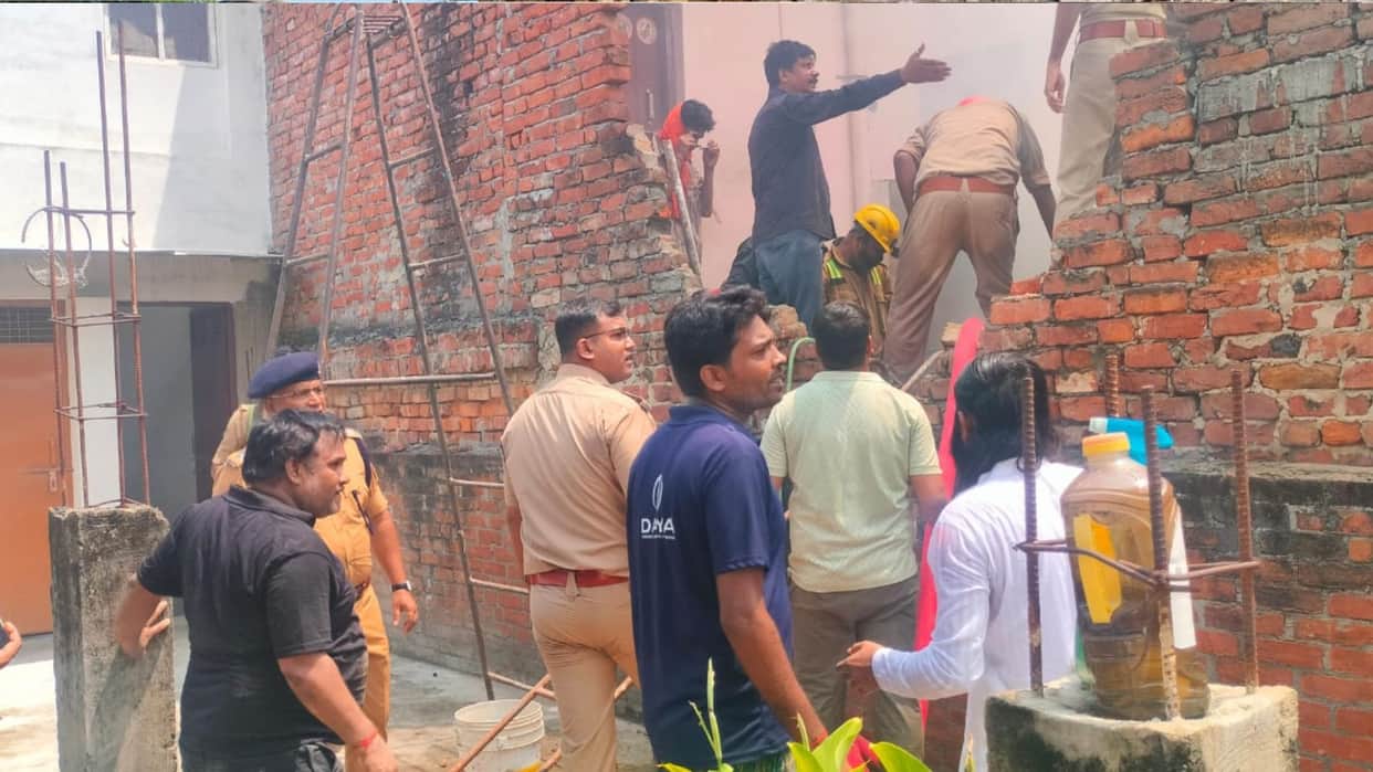 Massive fire in bullion market; brought under control after 5 hours in Siddharthnagar