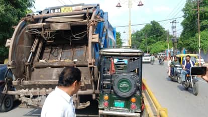Varanasi Collision between Toto and municipal garbage truck while overtaking woman loses leg