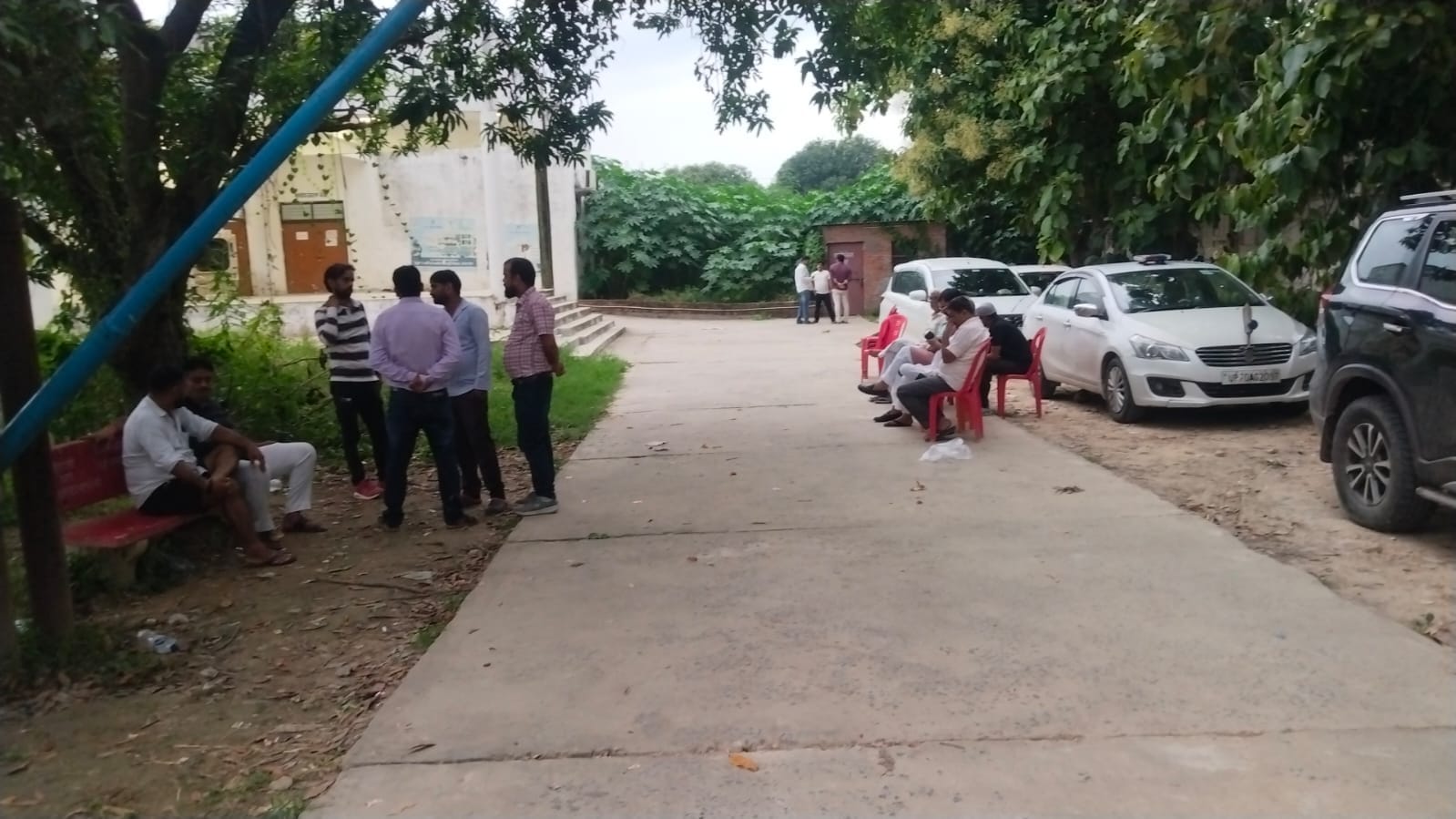 अब पोस्टमार्टम रिपोर्ट पर टिकी निगाहें।