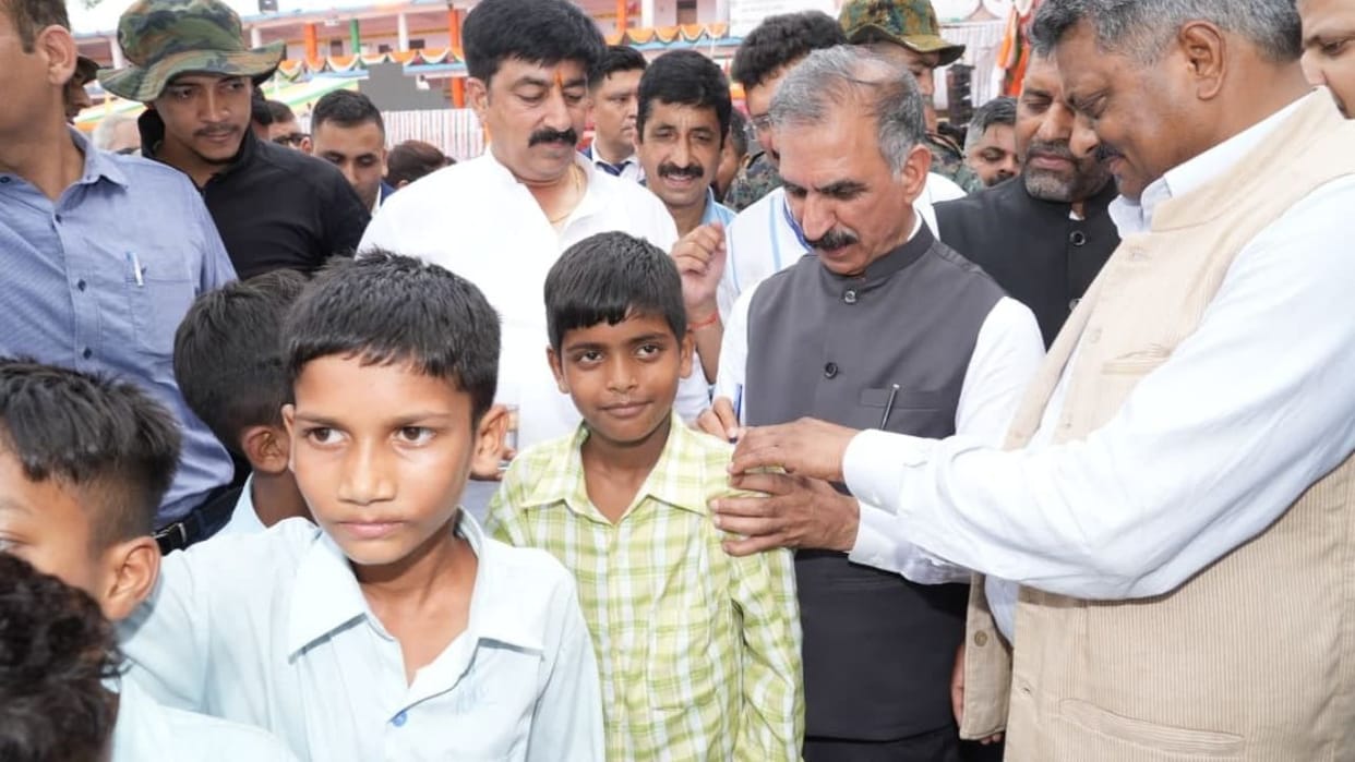 cm sukhu children autograph back shirt barsar independence day