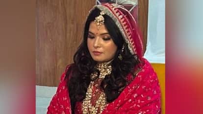 Meerut: Female doctor found hanging from a *chunri* in her clinic; she had been married seven months ago