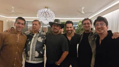 David Dhawan Celebrated 75th birthday With Salman Khan Varun Dhawan And Sajid Nadiadwala