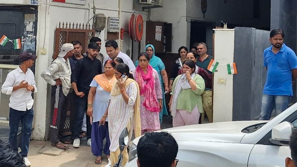 Death of Dr. Khushhali: Husband Mayank used to threaten to circulate an obscene video