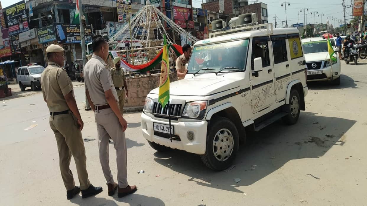 Farmers heading to Khanauri border stopped at Ratia; Fatehabad police detain several