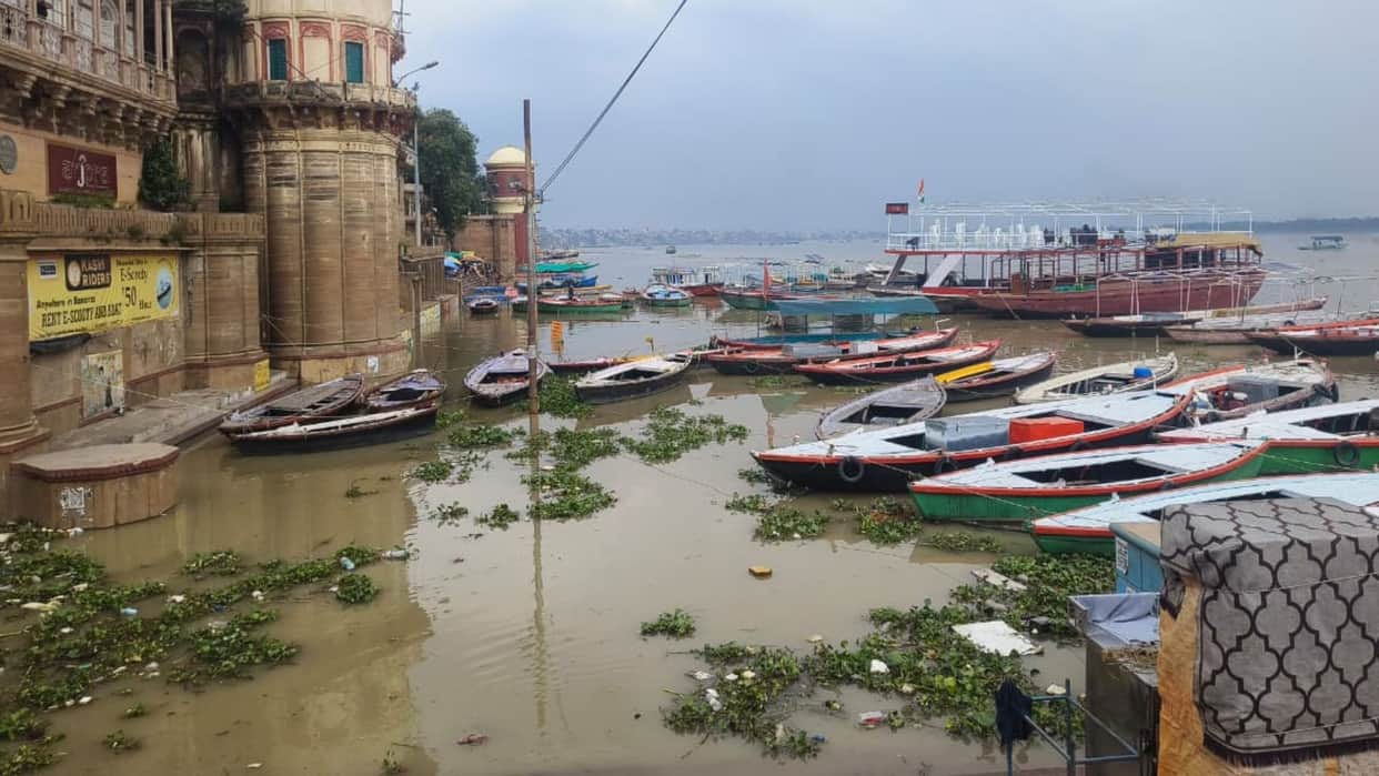 Flood Alert Ganga water level 64 meters boat operations suspended water police deployed strong currents