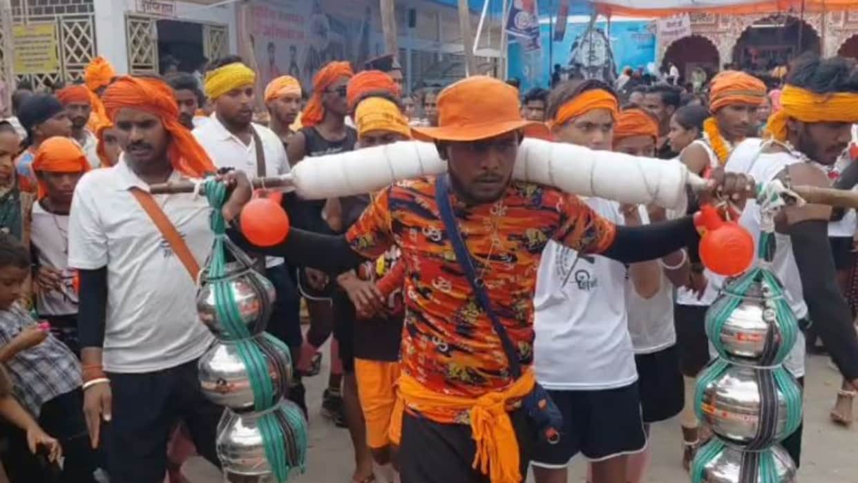 Crowds of devotees thronged Shiva temples on the third Monday of Sawan in Pilibhit