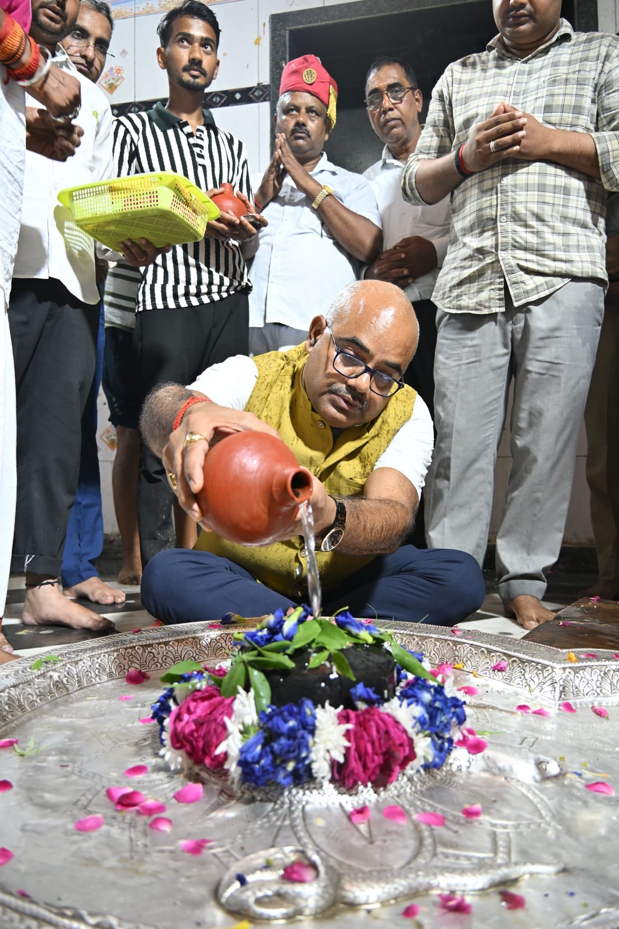 DM Inspects KhereShwar Temple Ahead of Nag Panchami