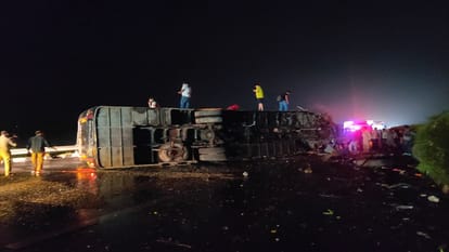 लखनऊ एक्सप्रेस-वे पर हादसा