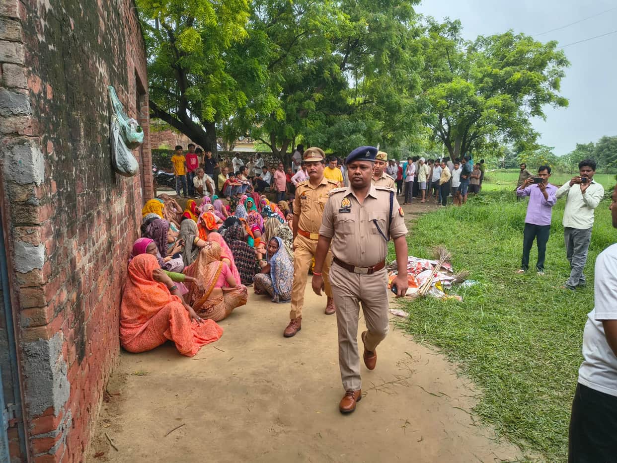 Etawah: Mother and Daughter Found Murdered Inside House, Bodies Discovered in Blood-Soaked Condition