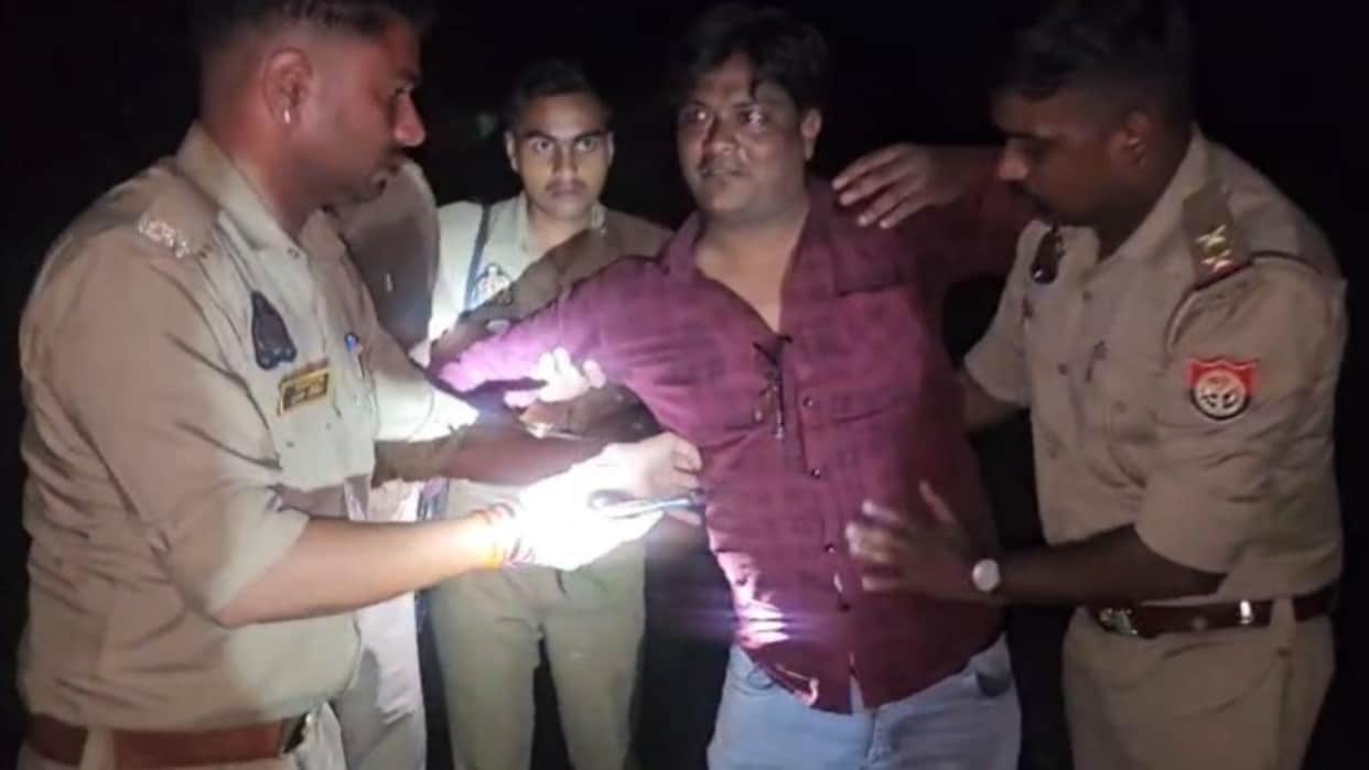 Jhansi: Accused injured in police encounter.
