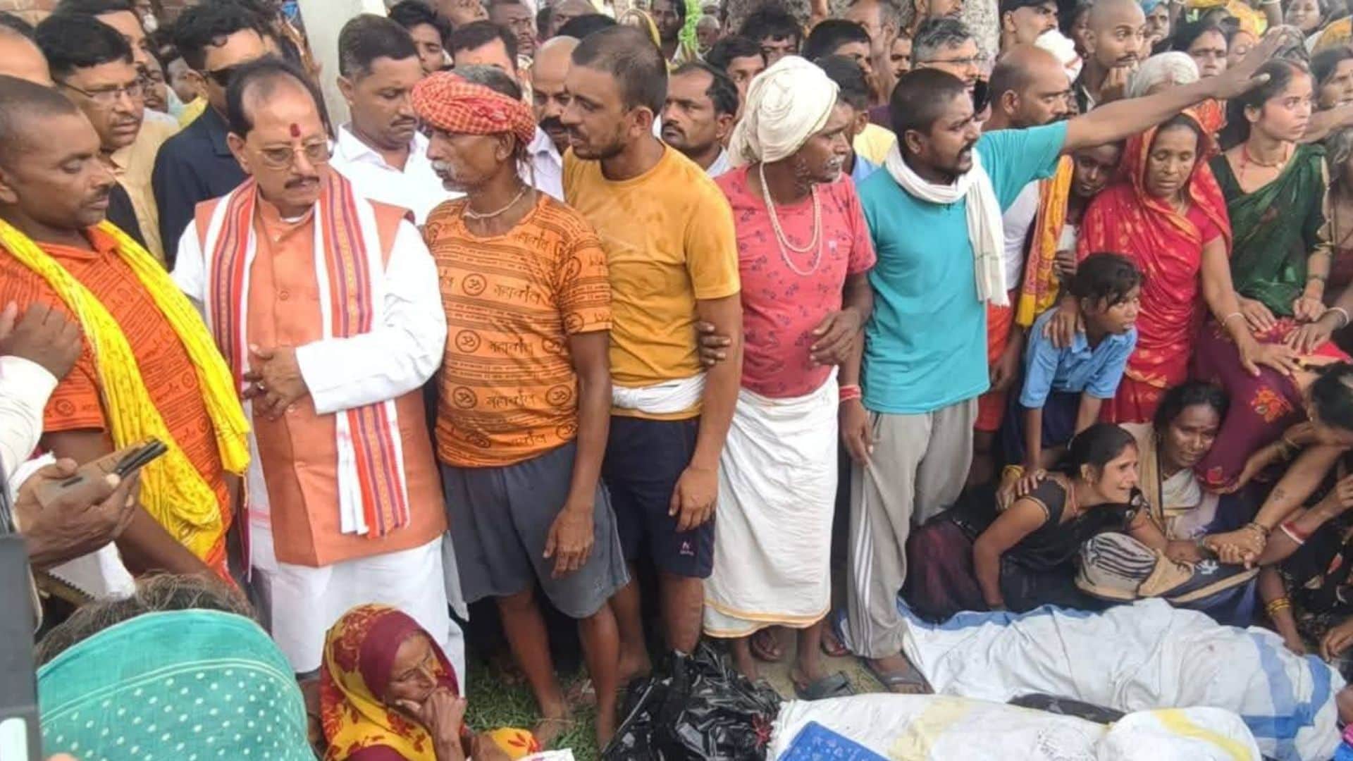 सह कृषि मंत्री विजय कुमार सिन्हा सदर अस्पताल पहुंचे