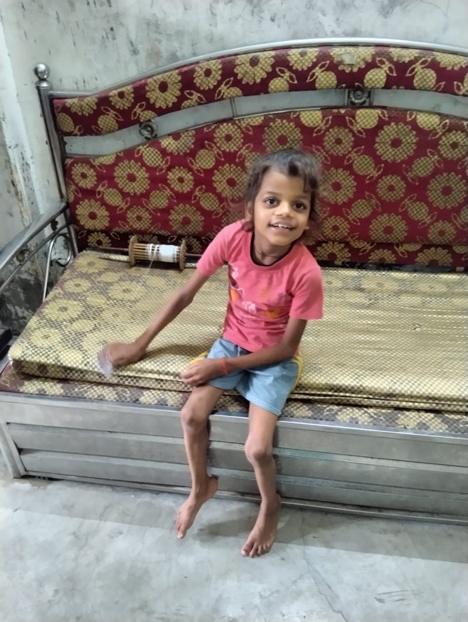 Farrukhabad: महाकाल की पालकी यात्रा देखने गई आठ साल की बच्ची लापता, CCTV में दो युवकों संग दिखी