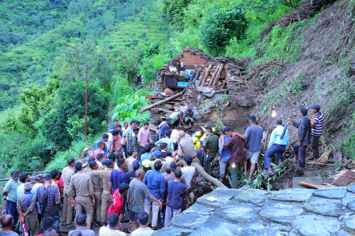 महरगांव आपदा: दो दिन पहले ही मायके आई थी रजनी, भूस्खलन से मकान हुआ जमींदोज, हमेशा के लिए खो दिया बेटा