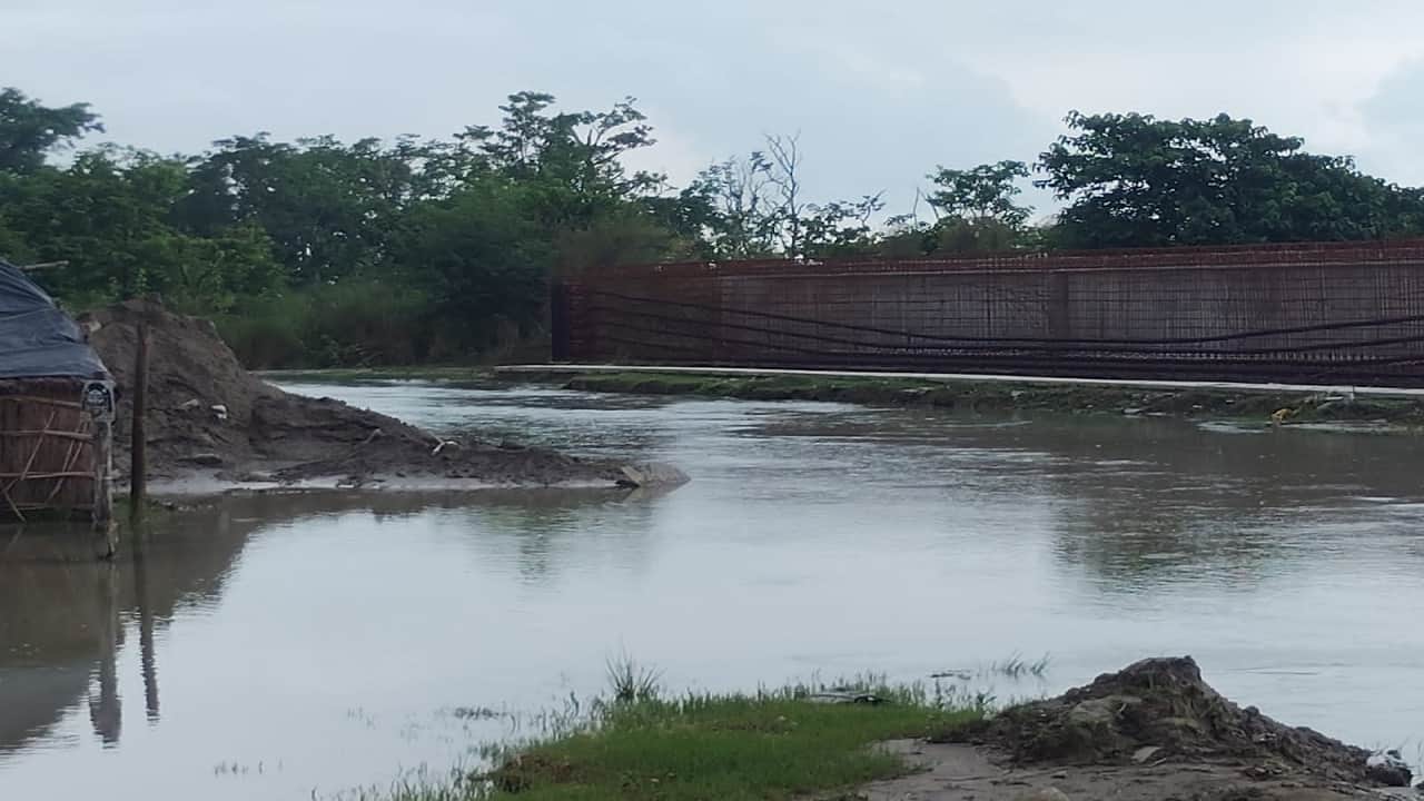 बाढ़ का पानी