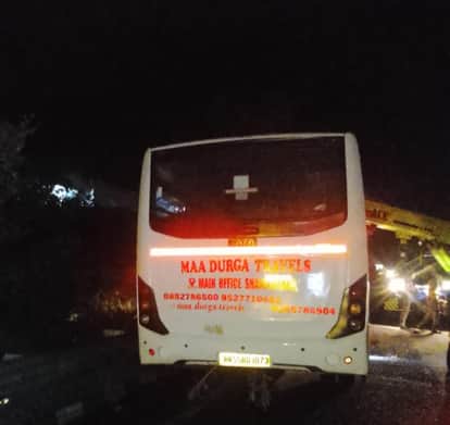 Passenger Bus Crashes Into Stationary Vehicle in Kannauj, Five Injured