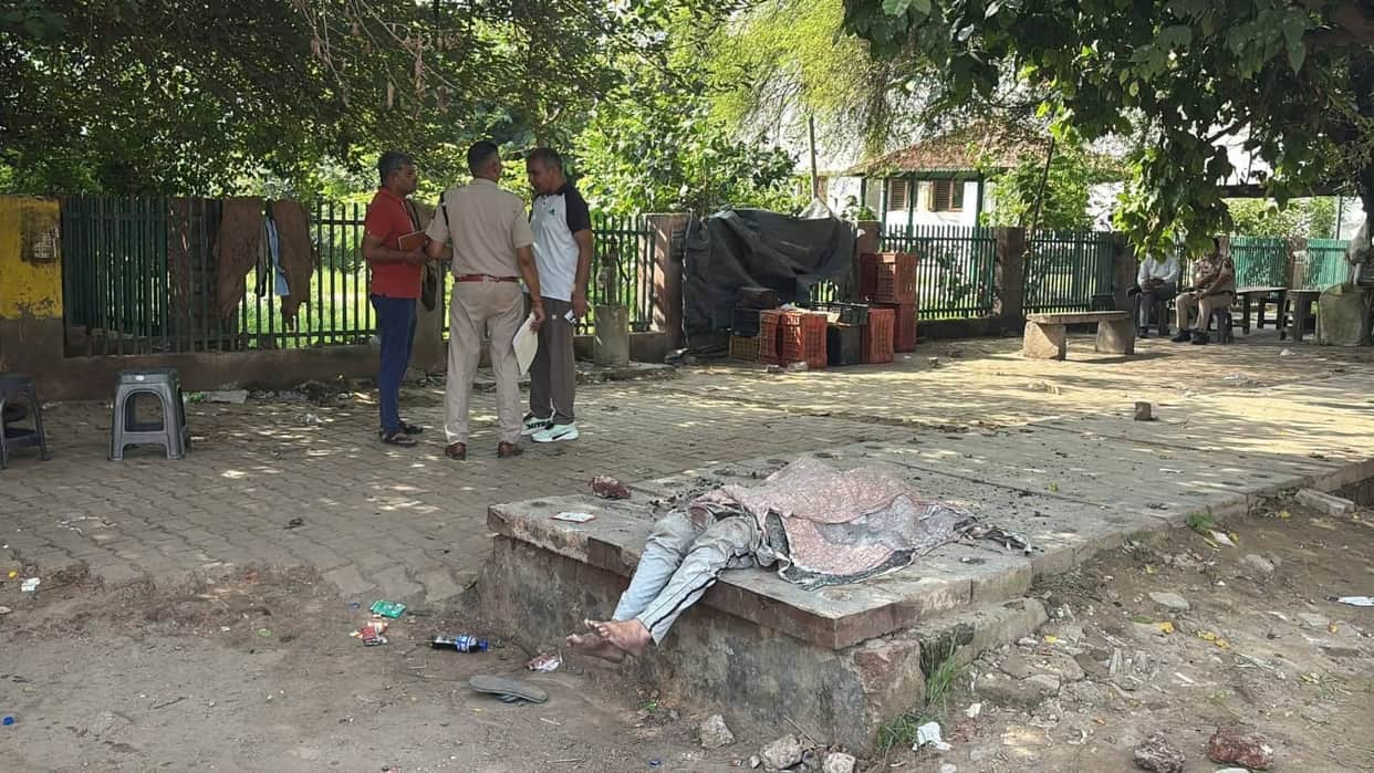 Young man murdered on Patel Nagar Road by being struck on head with bricks and stones in Bahadurgarh