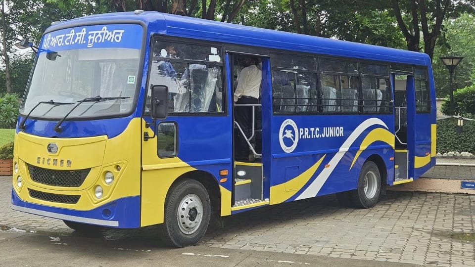 Government bus fleet to expand in Punjab 1279 new buses to be added PRTC to receive 100 Junior buses