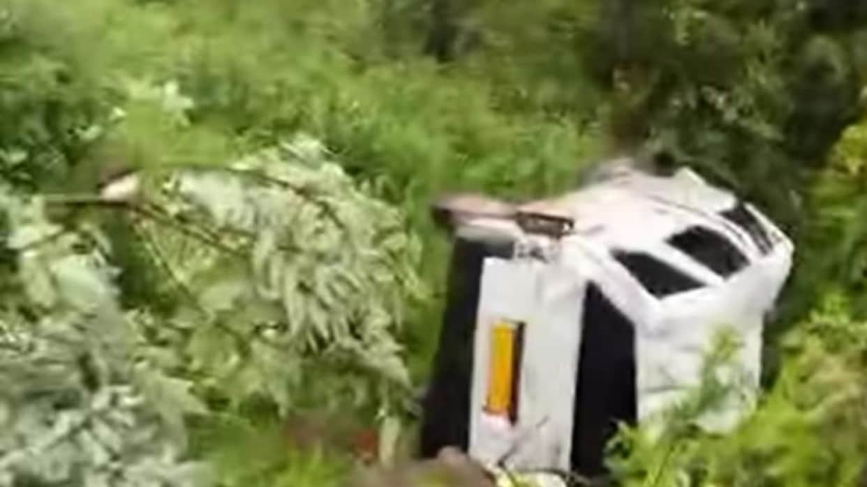 Accident in Rajouri's Khawa eco vehicle plunges into 100-foot-deep gorge