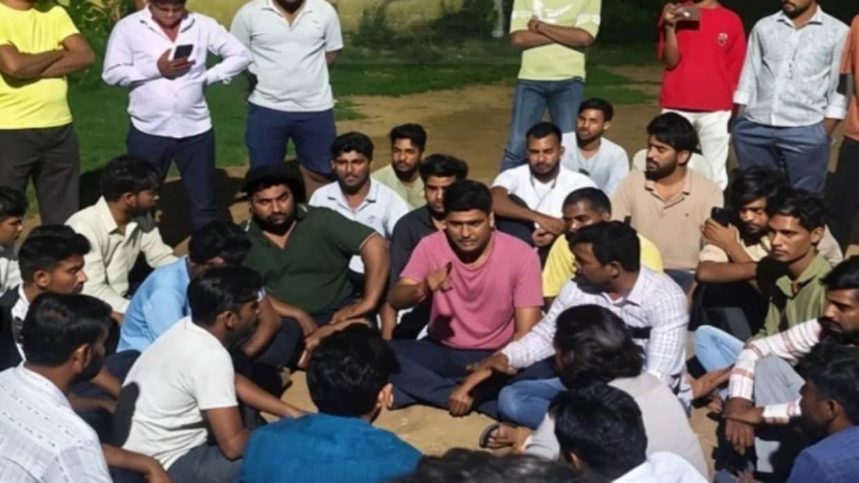 Bhilwara News: Dalits Allegedly Mistreated on Independence Day, Forced Off Chairs to Sit on Ground; 5 Booked