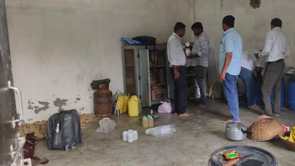Two students die under suspicious circumstances at a residential school in Banda