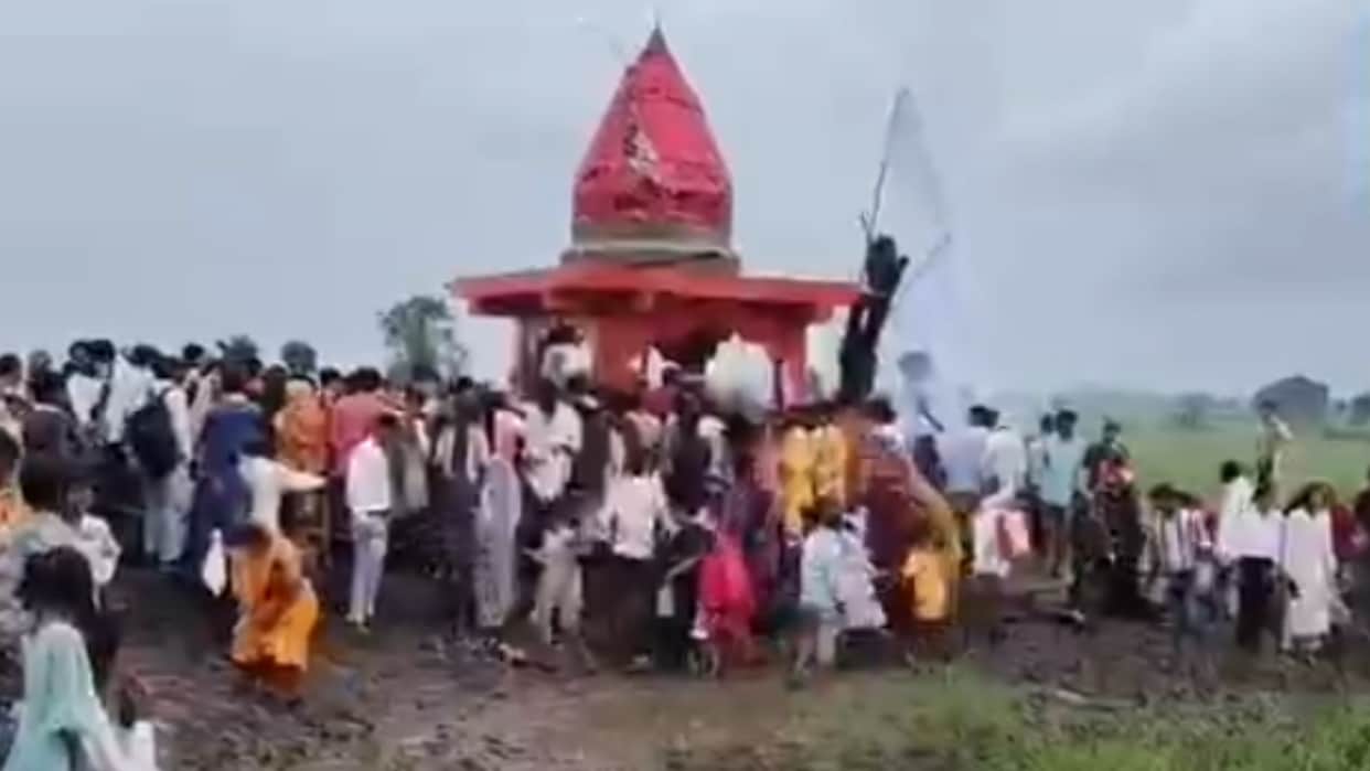 Centuries-Old Court of Snakes Convenes in MP Raisen on Nag Panchami and Sawan Somwar