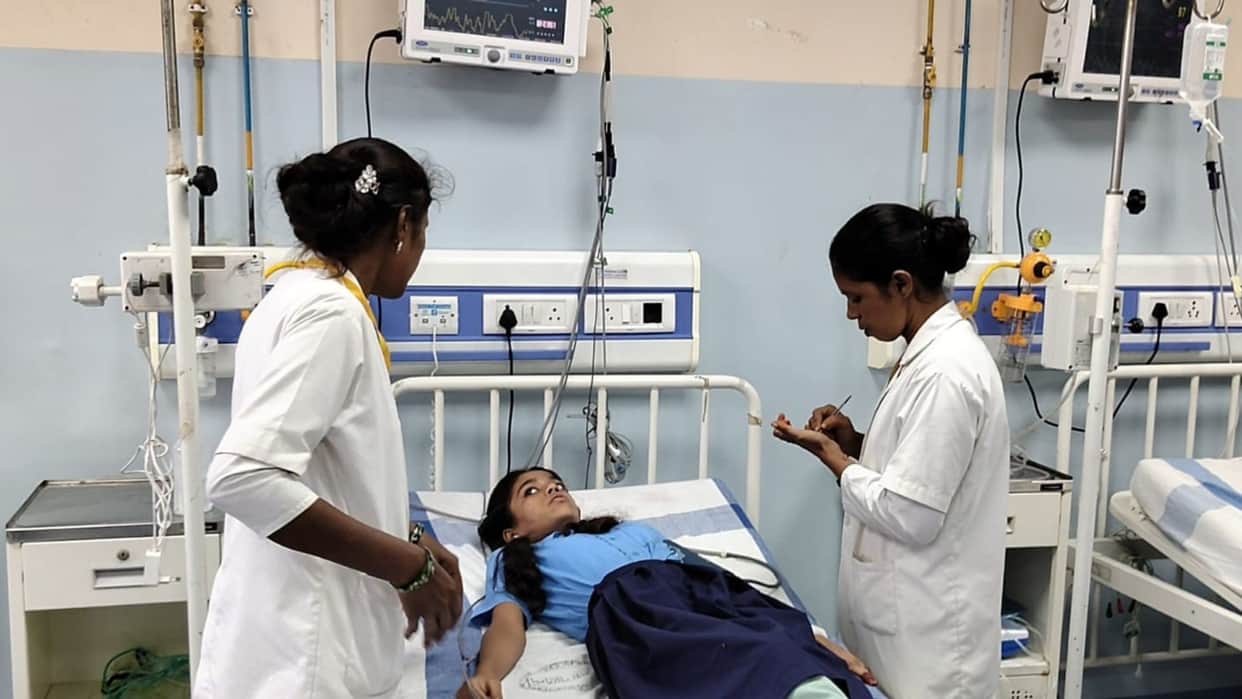 Nalanda news Over a dozen children fell ill after eating the mid-day meal
