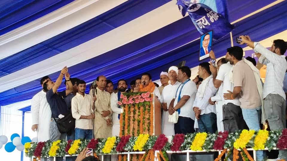 Meerut: Vineet Bharala becomes the BSP candidate for the Sardhana Assembly constituency; he targeted the SP