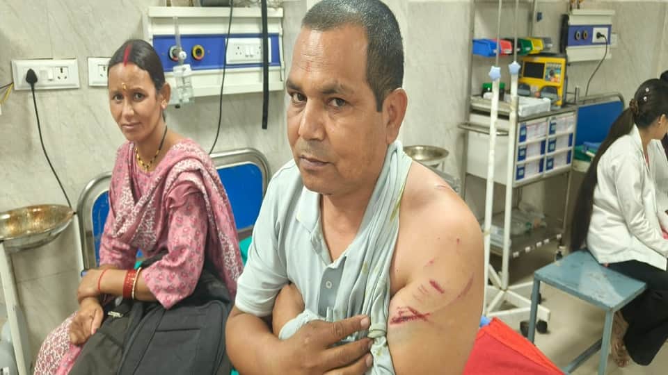 a leopard attacked a villager from behind while he was going to the shop In Chhani village of Almora