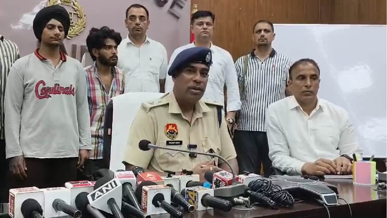 Major action by Jind CIA Police arrest two smugglers with 7.6 kg of heroin; team was on patrol