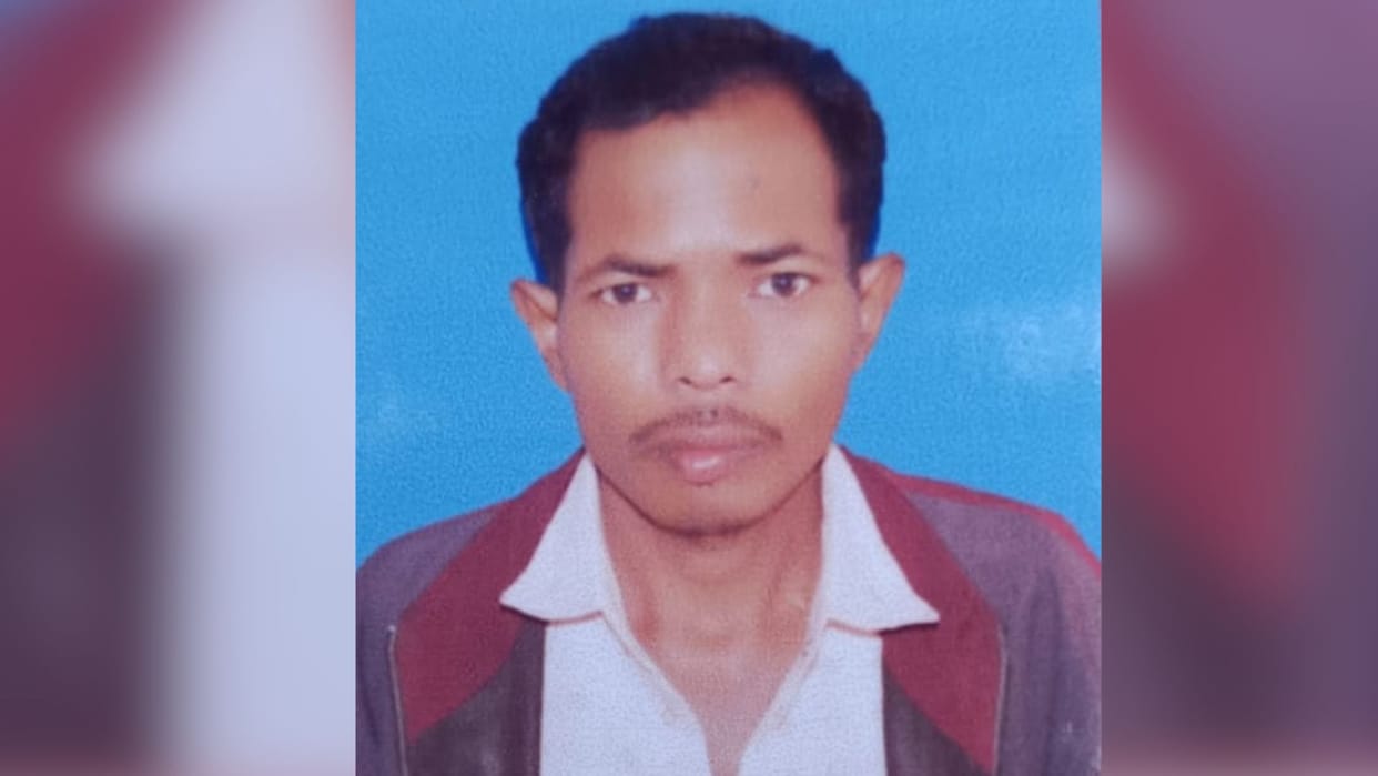Farmer dies after falling into well when wooden plank covering it broke in sonbhadra