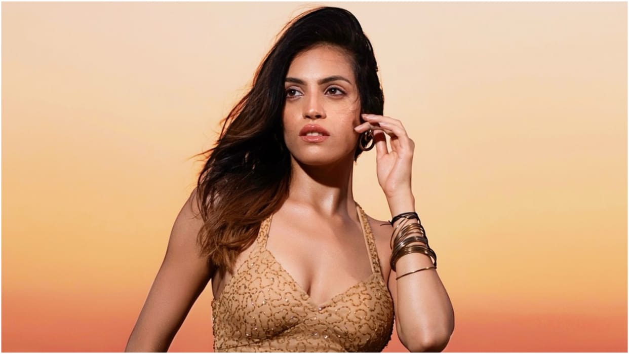 Model Riya Ahir approaches Mumbai Police seeks FIR withdrawal and action against online threat