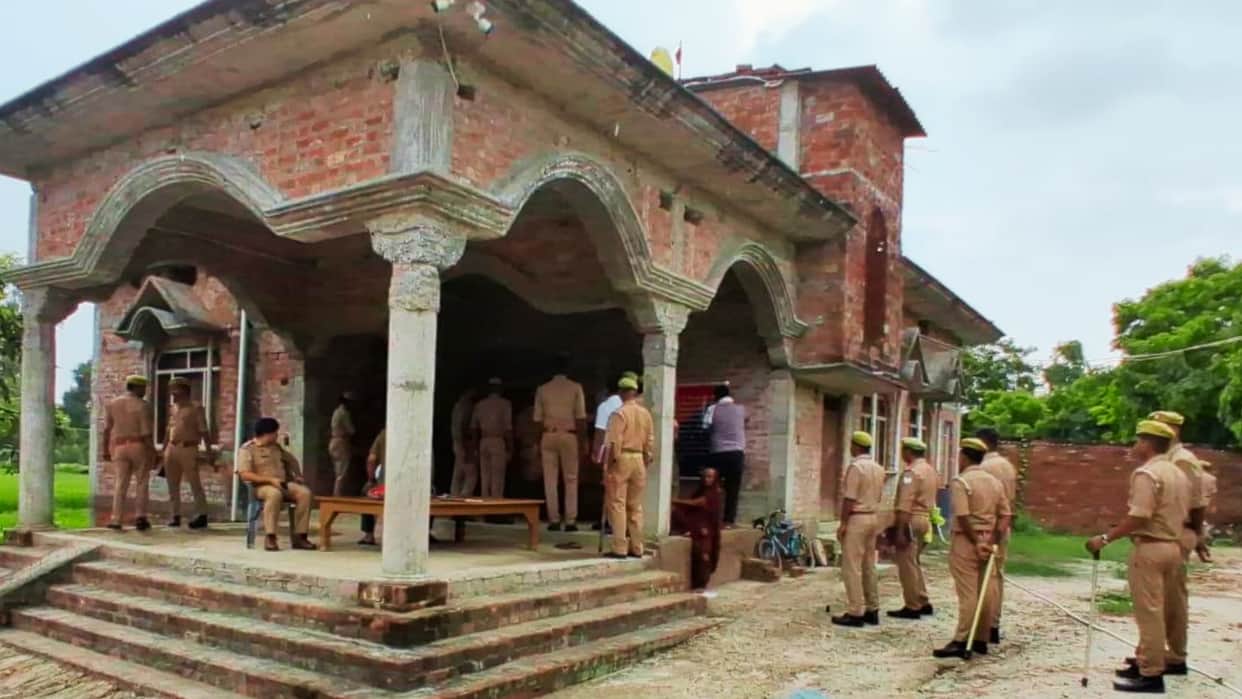 House worth 20 lakh belonging top-10 criminal Vikas attached alleged built using illegal earnings in azamgarh