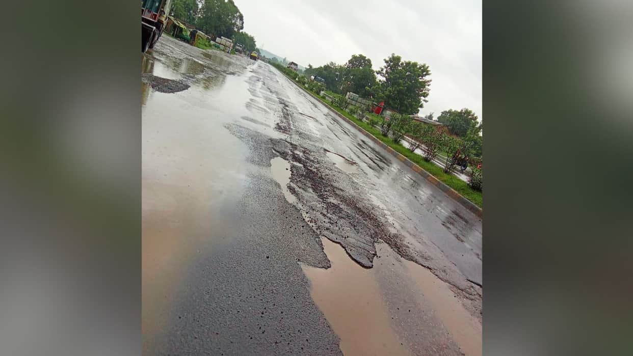Varanasi-Shaktinagar Highway Toll costlier than five expressways 12 black spots across 80 km in sonbhadra
