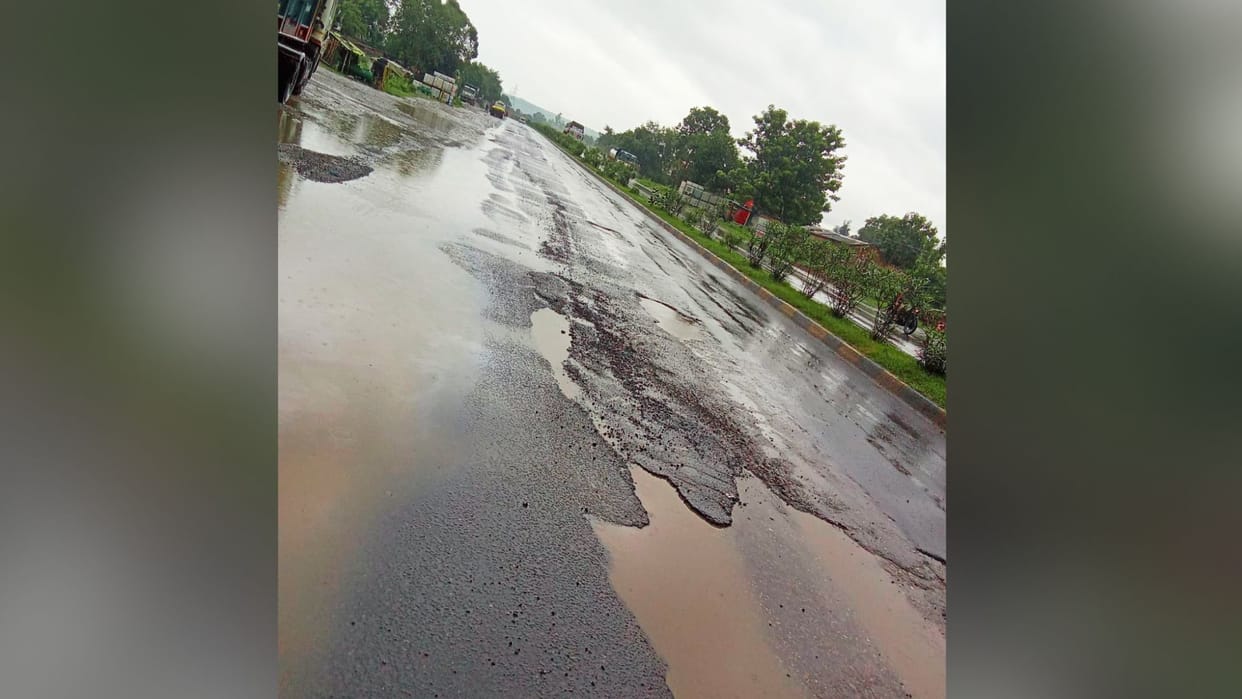 Varanasi-Shaktinagar Highway Toll costlier than five expressways 12 black spots across 80 km in sonbhadra