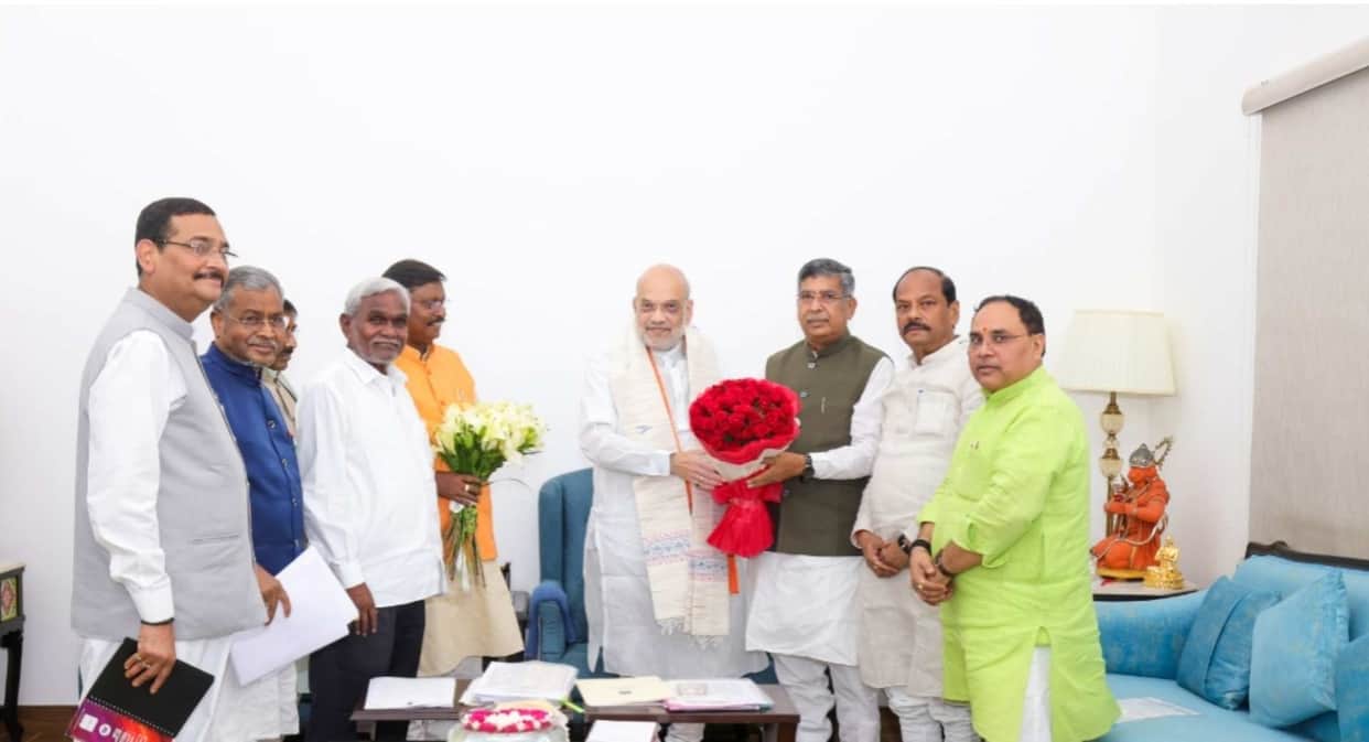 jharkhand jpsc jssc row bjp delegation meets amit shah demands cbi probe student protest cgl exam