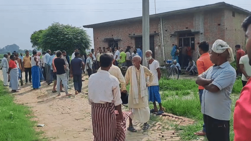Ambedkarnagar: Youth murdered in attack with a sharp-edged weapon; electric wire tied to his leg to deliver a