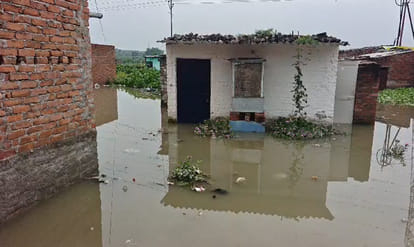 Pandu River Swells: Water Enters Barra-8 Informal Settlement, Households Affected