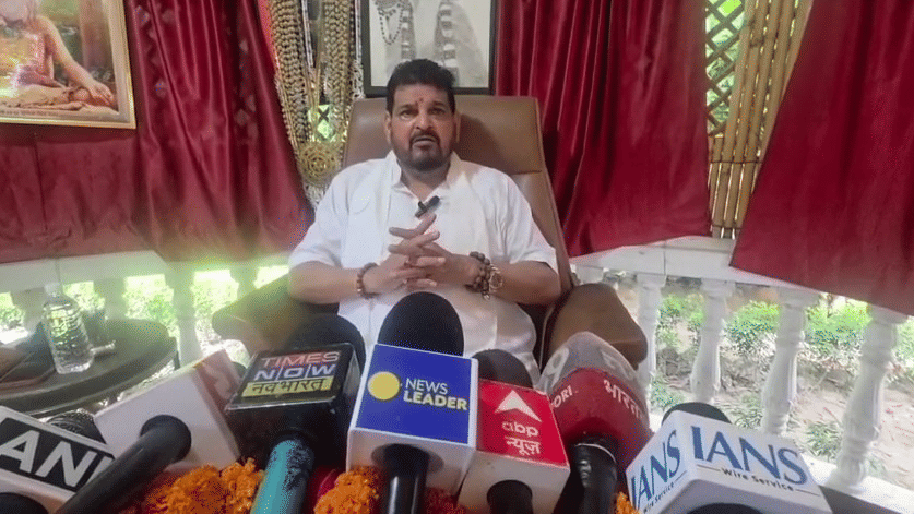 Brijbhushan Sharan Singh says Congress raises issues that hurt the sentiments of the majority.
