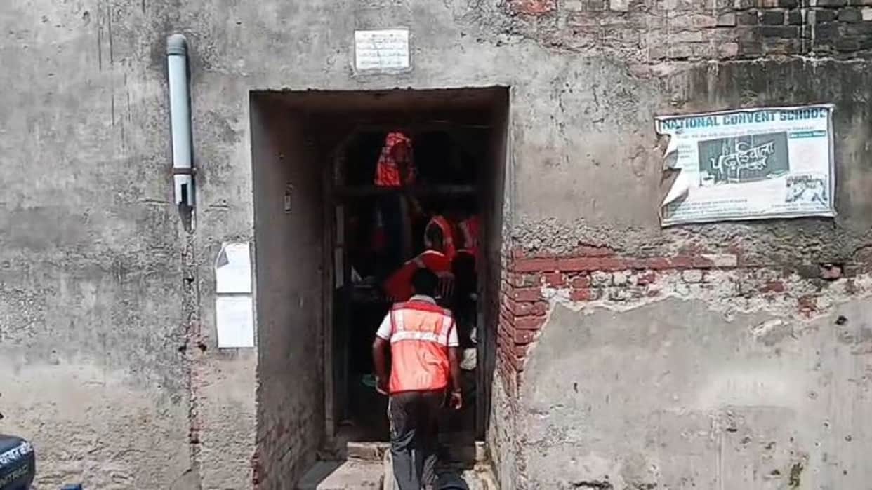 Shahjahanpur Gautam Murder Case Preparations underway to demolish accused Sameer house with a bulldozer