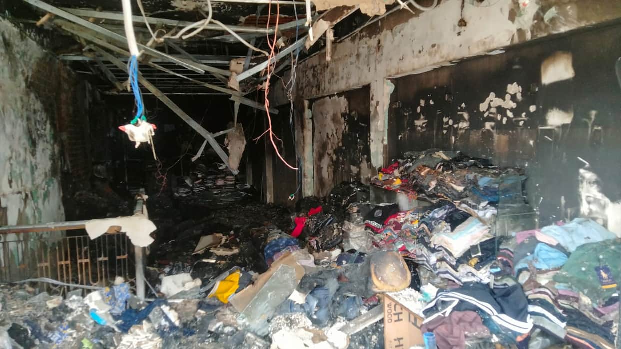 Massive Fire Breaks Out at Trading Firm in Lal Bangla’s New Vegetable Market, Loss Estimated at ₹40-50 Lakh