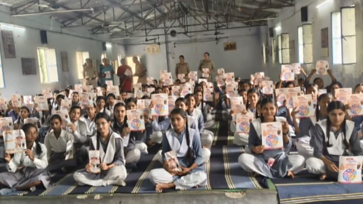 Kanpur message of safety and respect female students learned self defense techniques