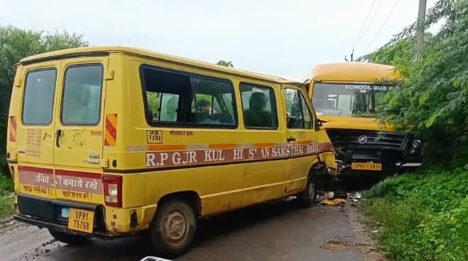 Hamirpur Road Accident