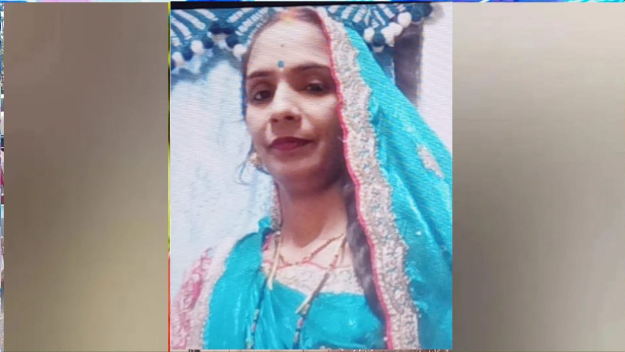 Tragic accident in Sant Kabir Nagar: Woman on motorcycle dies after being hit by a truck.