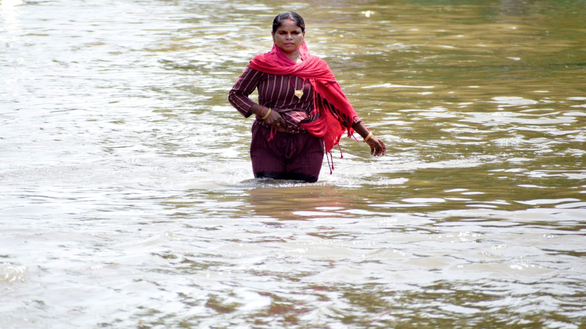 Prayagraj News: Mayor, DM, Municipal Commissioner, and PDA Vice-Chairman engaged in drainage efforts