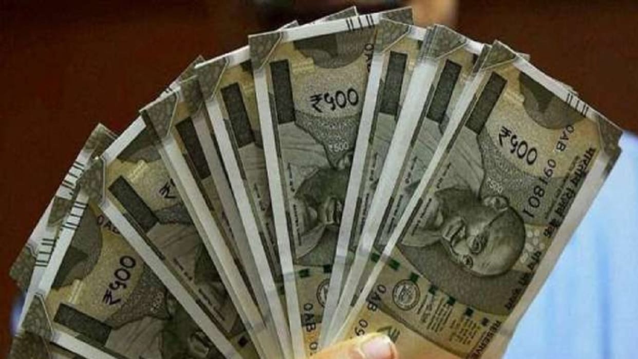 Income tax notice of ₹974 crore issued to ordinary tailor PAN card misuse alleged