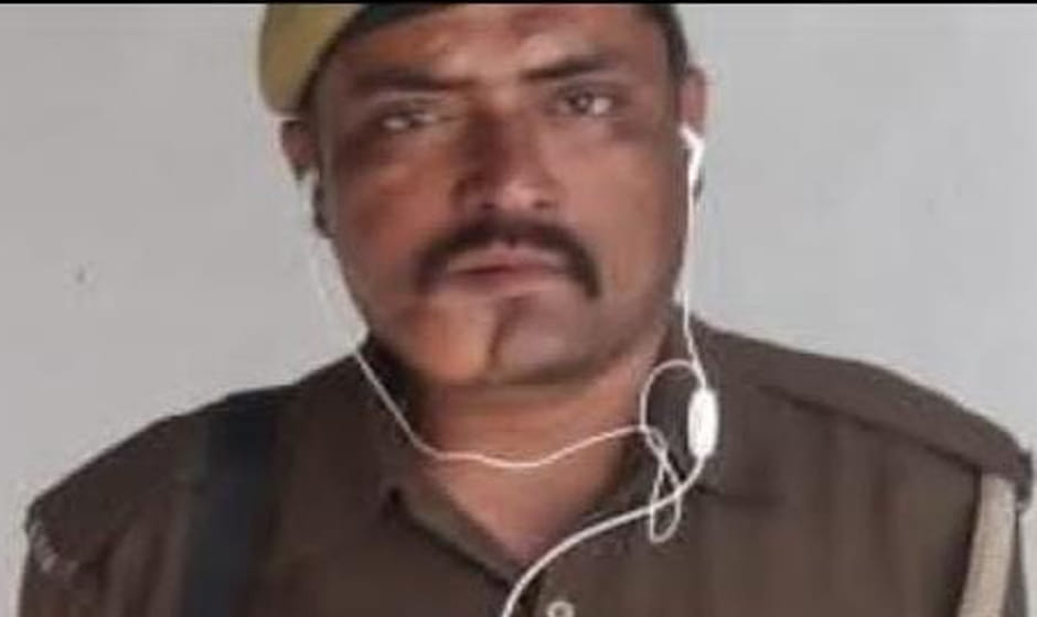 Suspended constable run over and killed by a goods train; was posted in Orai; family devastated